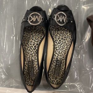 Michael kors leather black flats
